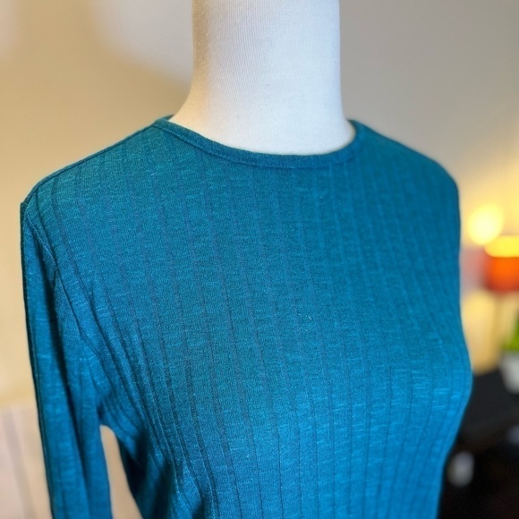 🟢 Prologue LS Basic Tee - Picture 5 of 10